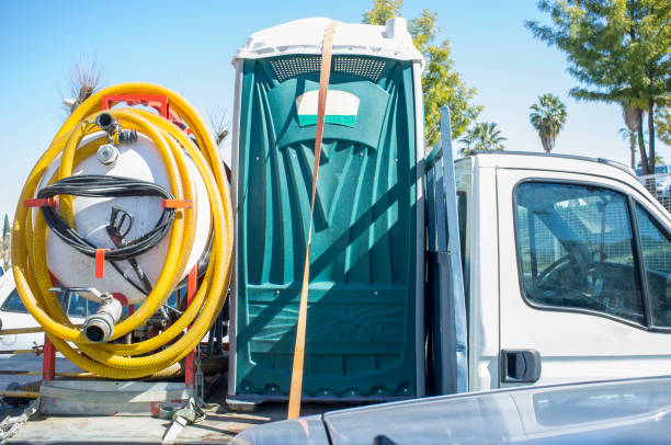Best Porta potty delivery and setup  in Bethalto, IL