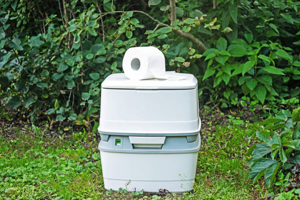 Best High-end porta potty rental  in Bethalto, IL